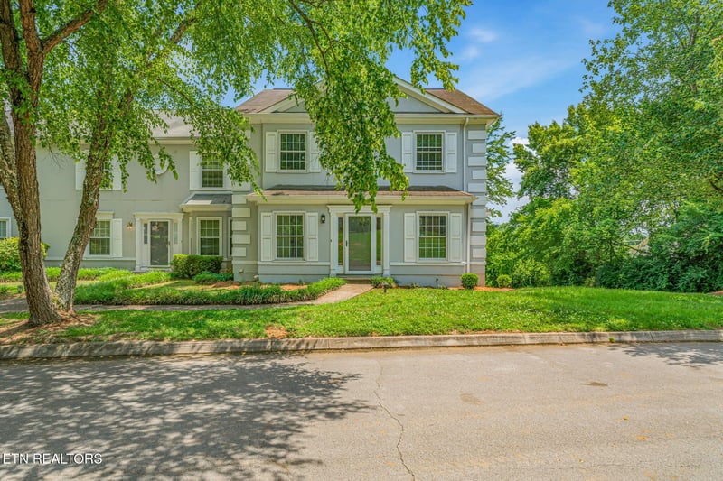 8839 Ashton Ct, Knoxville, TN 37923