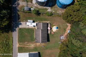 885 N Ridgecrest Rd, Luttrell, TN 37779