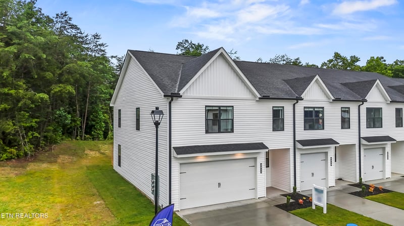 8851 Chapman Trace Way, Knoxville, TN 37920