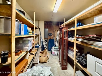 886 Old Harriman Hwy, Oliver Springs, TN 37840