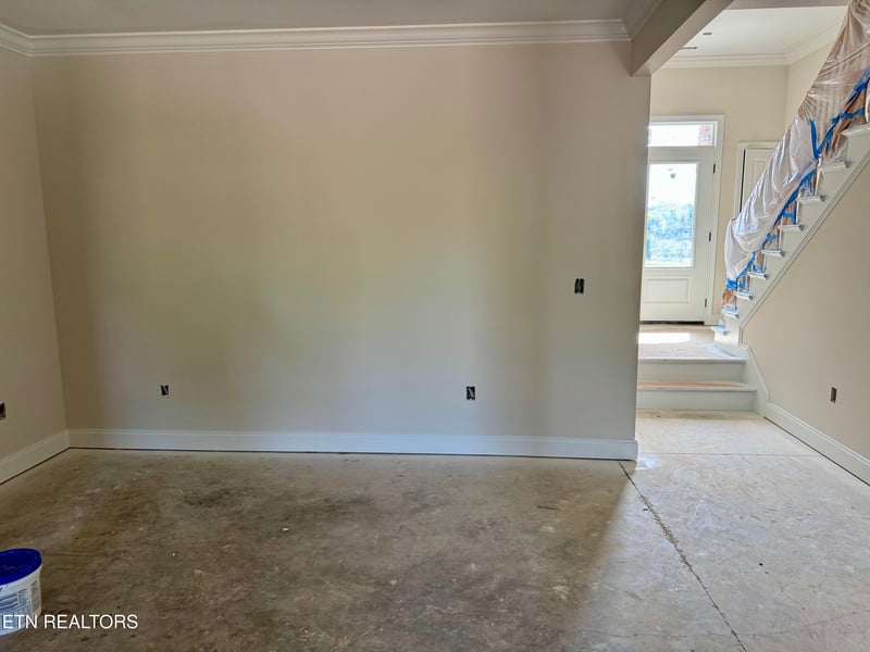 8861 Dancing Bear Ln, Knoxville, TN 37923