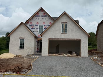 8867 Dancing Bear Ln, Knoxville, TN 37923