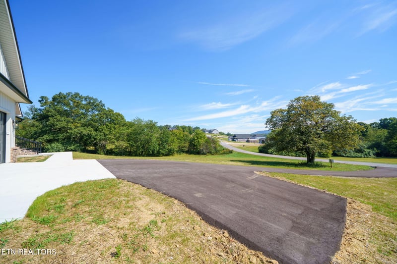 89 Estate Loop Tr, Crossville, TN 38555