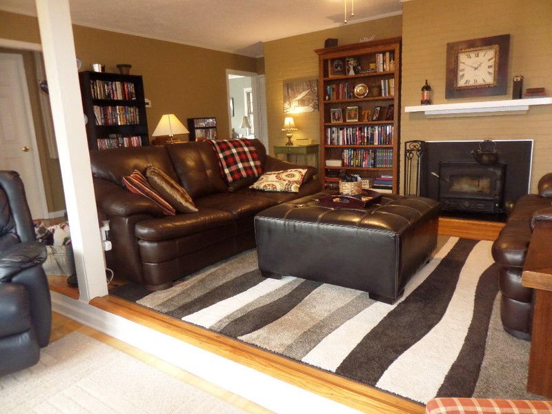 89 Outer Dr, Oak Ridge, TN 37830