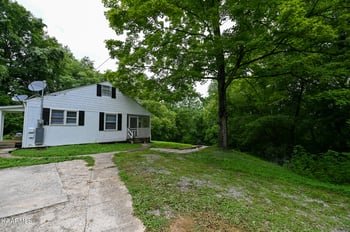 8905 Childress Rd, Powell, TN 37849