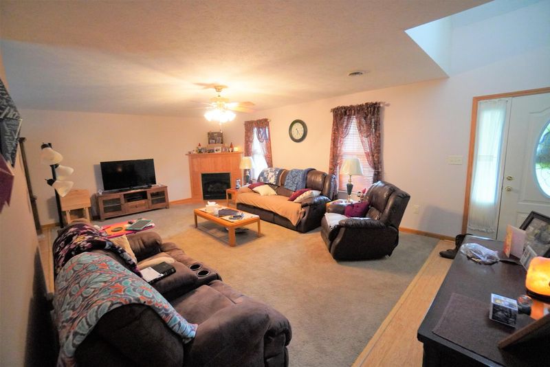 891 Hemlock Cir, Morristown, TN 37814