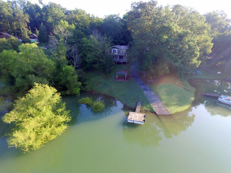 891 Pleasure Rd, Sevierville, TN 37876
