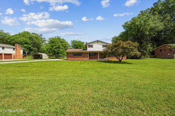 891 W Cunningham St, Alcoa, TN 37701