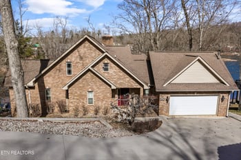 891 Yoakum Hollow Rd, Jacksboro, TN 37757