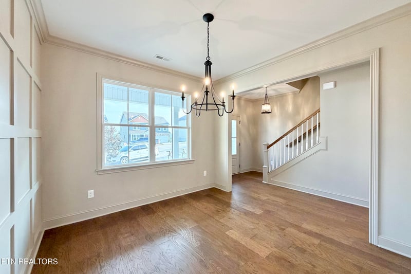 8910 Queensdale Ln, Knoxville, TN 37924