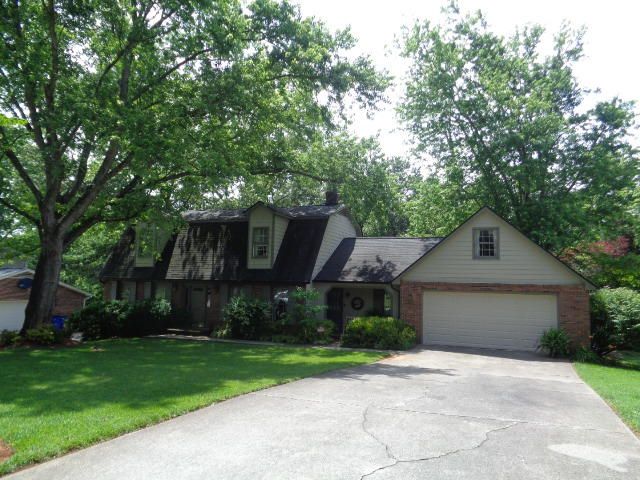 8912 Ormand Ln, Knoxville, TN 37923