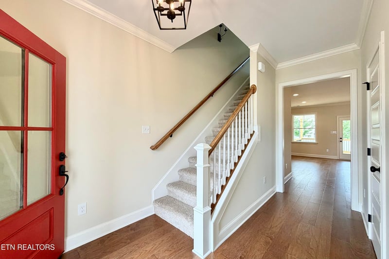 8914 Queensdale Ln, Knoxville, TN 37924