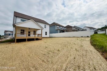 8914 Queensdale Ln, Knoxville, TN 37924