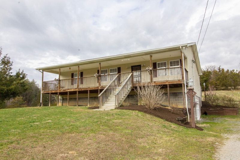 8917 Corryton Luttrell Rd, Luttrell, TN 37779