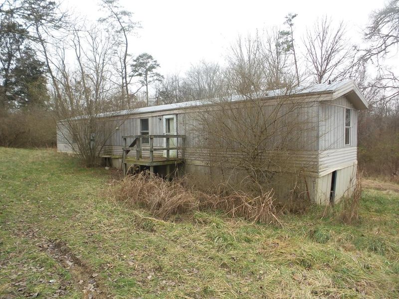 8917 Curtis Rd, Strawberry Plains, TN 37871