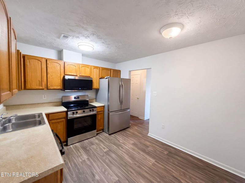 8917 Natures Pond Way, Knoxville, TN 37923