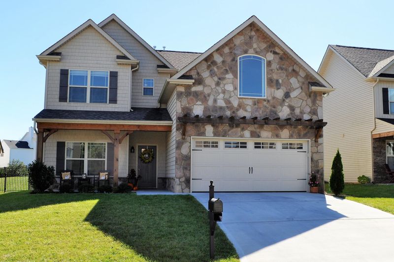 8918 Affinity Way, Knoxville, TN 37922