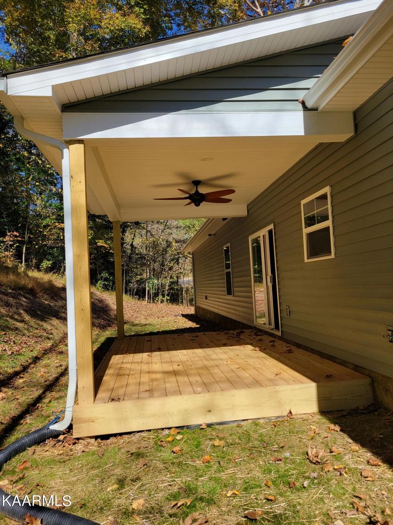 892 Beverly Hills Dr, Sevierville, TN 37862