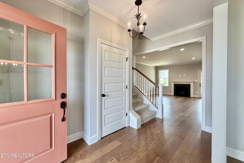 8922 Queensdale Ln, Knoxville, TN 37924