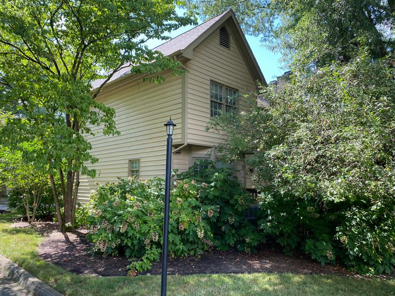 8923 Wesley Pl, Knoxville, TN 37922