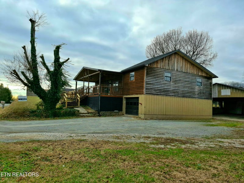 893 Brushy Valley Rd, Heiskell, TN 37754
