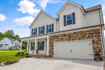 8930 Queensdale Ln, Knoxville, TN 37924