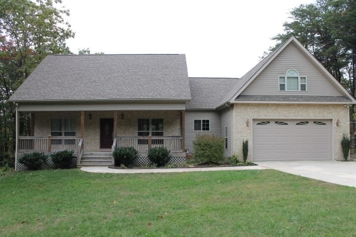 894 Running Deer Rd, Crab Orchard, TN 37723