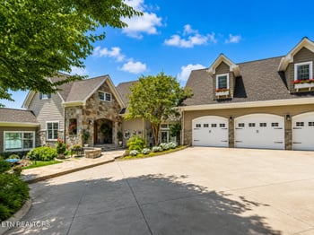 8941 Kelsey Ln, Knoxville, TN 37922