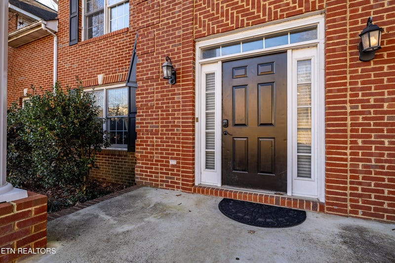 8946 Maple Ridge Ln, Knoxville, TN 37923