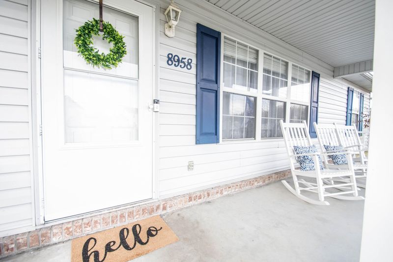 8958 Heathercrest Dr, Powell, TN 37849