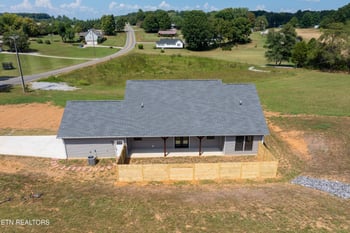 898 Brick Mill Rd, Maryville, TN 37801