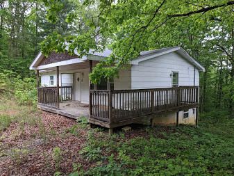 899 New Light Rd, Winfield, TN 37892