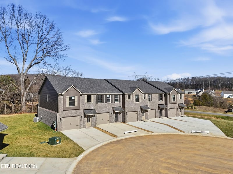 8994 Keenberg Ln #89, Knoxville, TN 37931