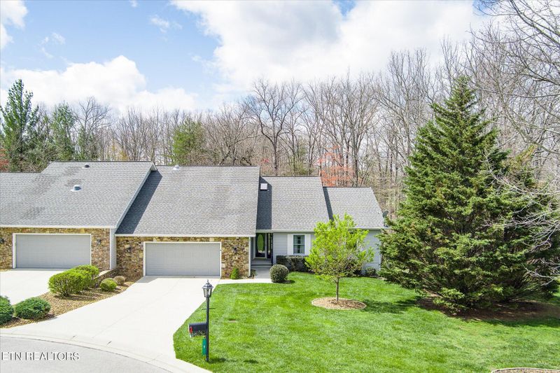 9 Kent Ct, Crossville, TN 38558