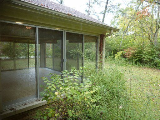9 Oak Ln, Pleasant Hill, TN 38578
