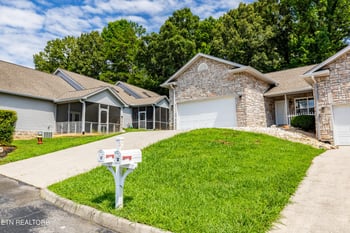 90 Peartree Ln, Loudon, TN 37774