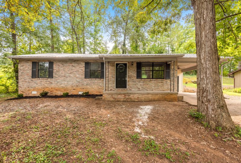 900 N E St, Lenoir City, TN 37771