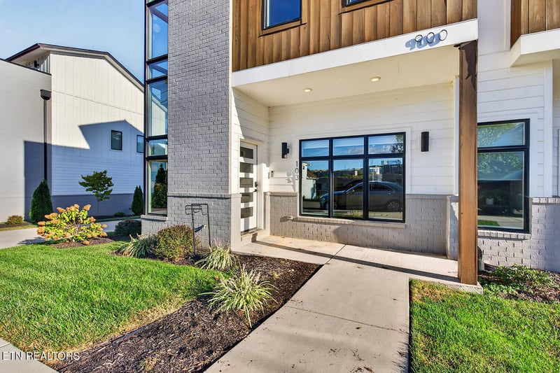 900 Phillips Ave #103, Knoxville, TN 37920