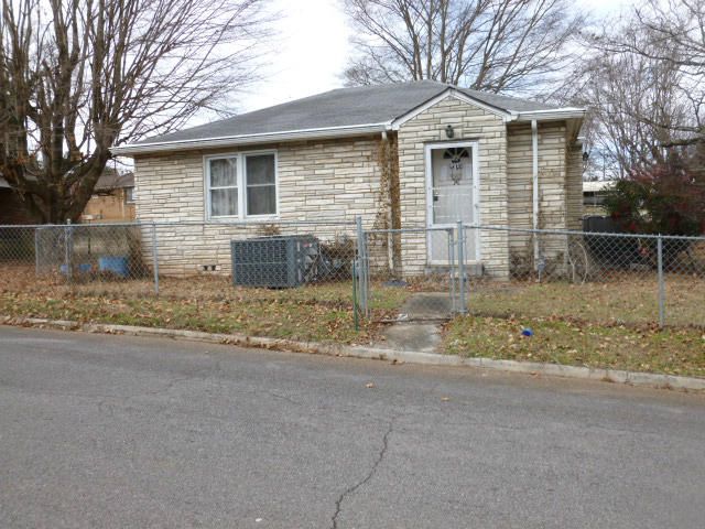 900 Vale St, Loudon, TN 37774