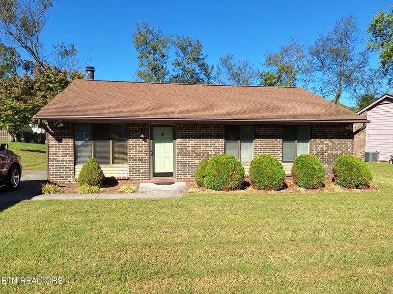 9005 Highbridge Dr, Knoxville, TN 37922