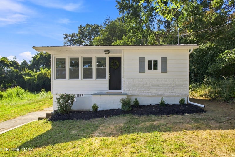 901 Minnesota Ave, Knoxville, TN 37921