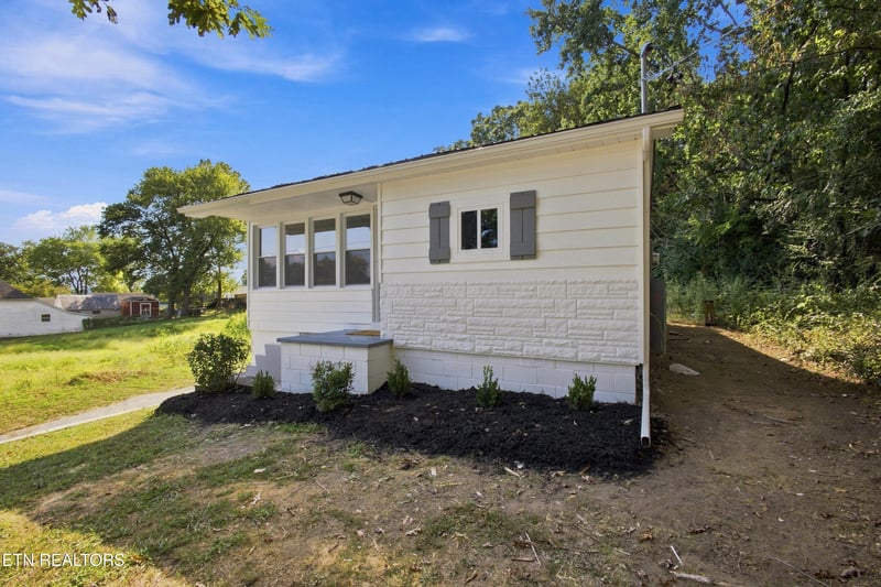 901 Minnesota Ave, Knoxville, TN 37921