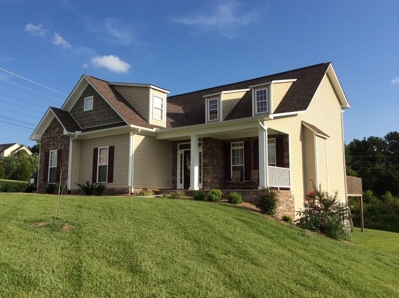 901 Parkside Ave, Morristown, TN 37814