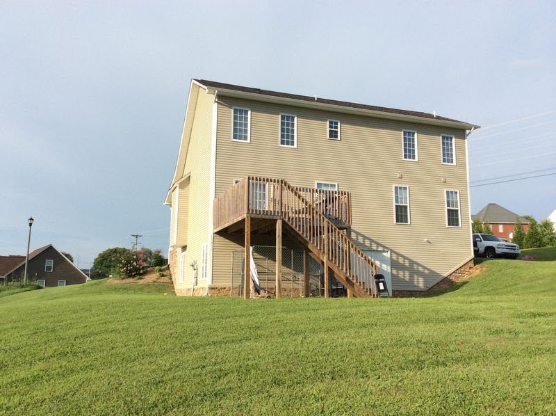 901 Parkside Ave, Morristown, TN 37814