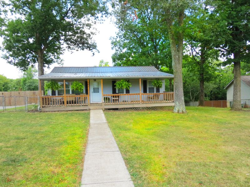 901 Pershing St, Maryville, TN 37801