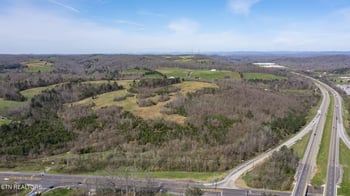 9011 Highway 321, Lenoir City, TN 37771