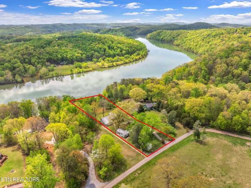 902 - 908 Skyline Dr, Harriman, TN 37748
