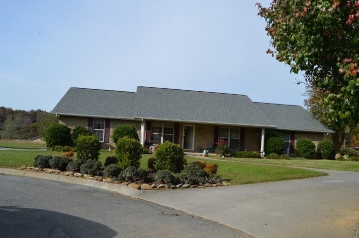902 Brenna Dr, Seymour, TN 37865