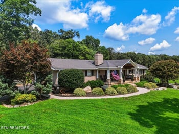 902 Summer Hill Ct, Friendsville, TN 37737