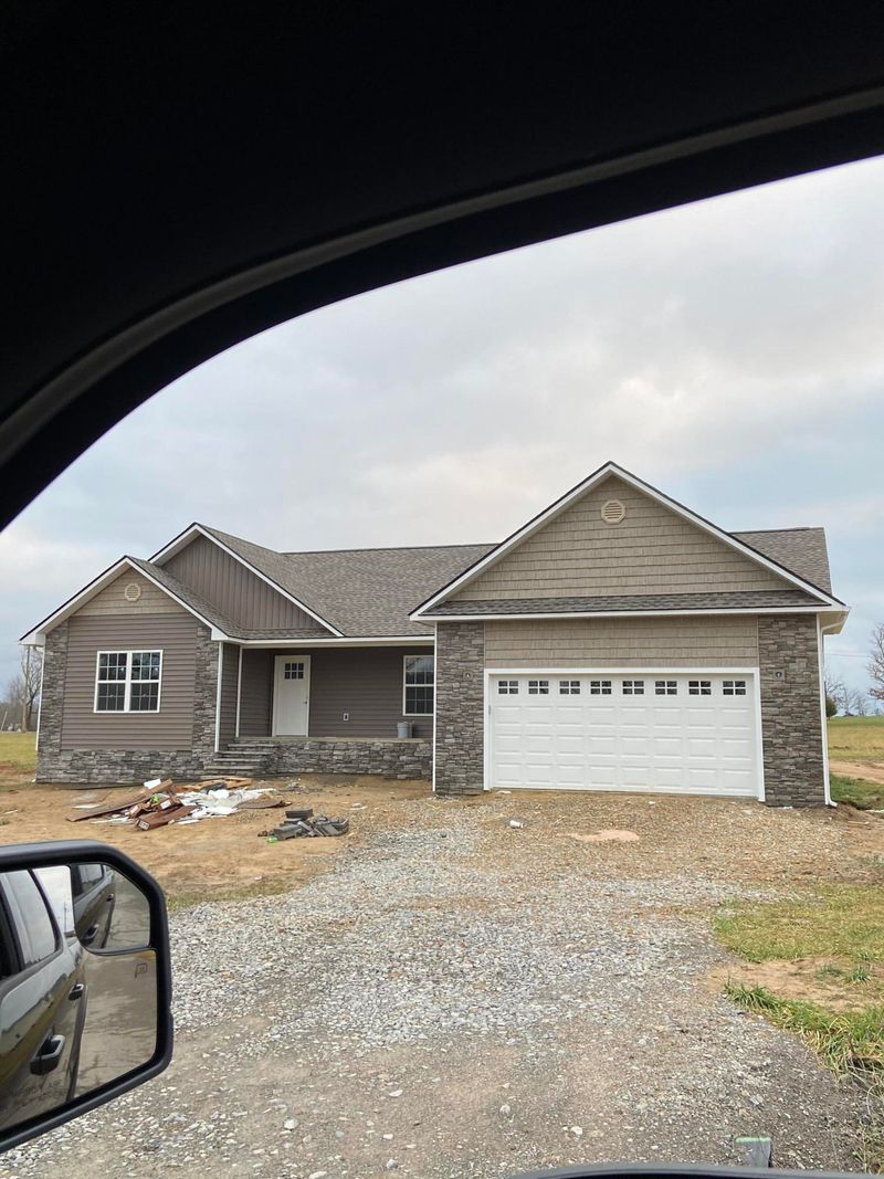 903 Colby Cir, Crossville, TN 38571
